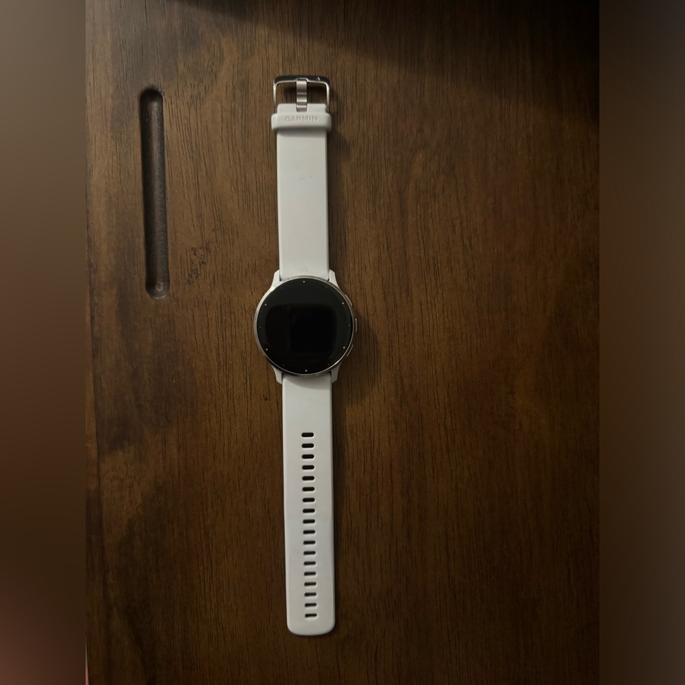 Garmin Venu 3
3 months old
Extra hand & charger come with